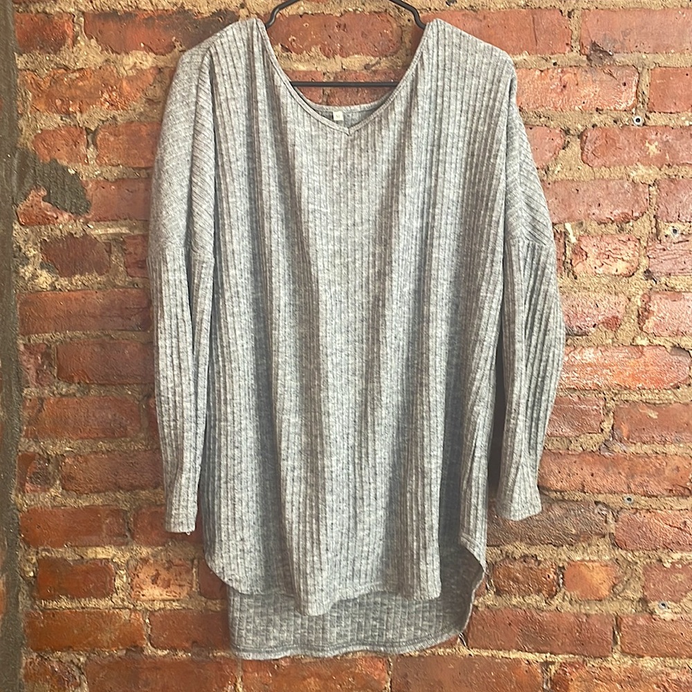 Heather grey medium knit sweater tunic